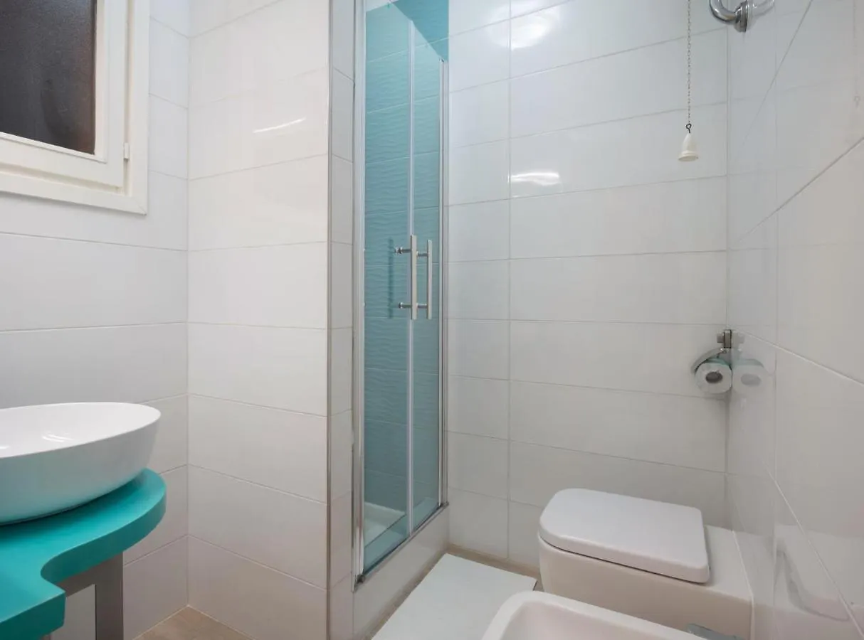 Appartamenti LE TRE API Porto Azzurro